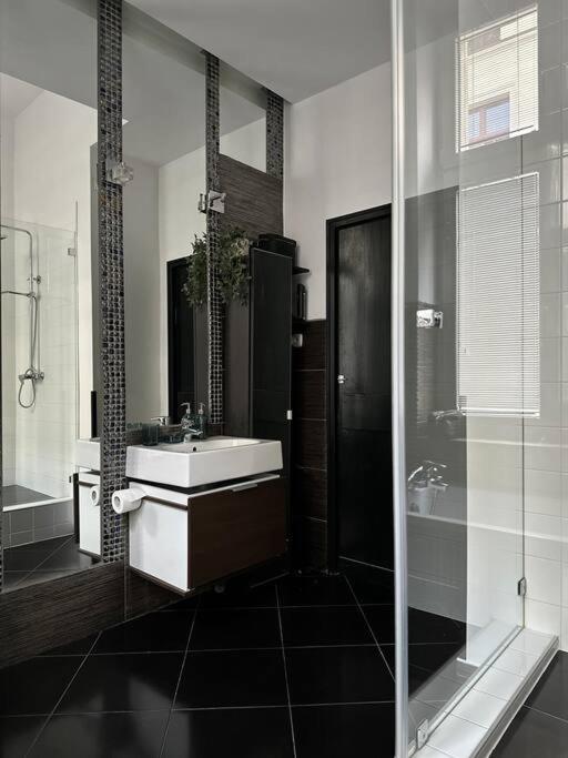 P-122 Piotrkowska Apartment. ウッチ エクステリア 写真