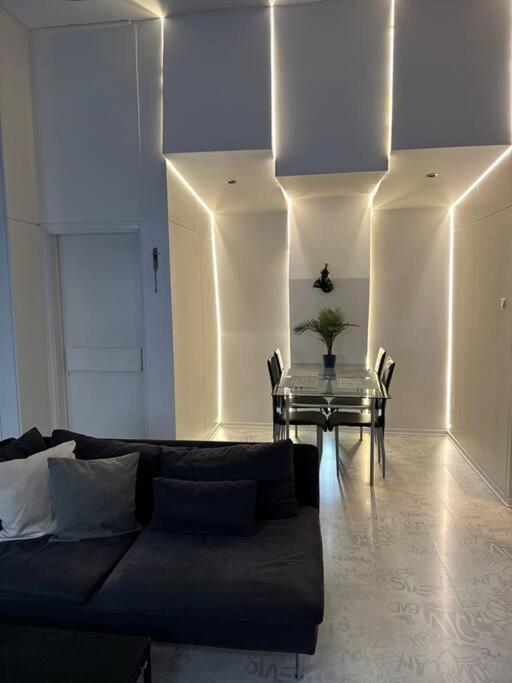 P-122 Piotrkowska Apartment. ウッチ エクステリア 写真